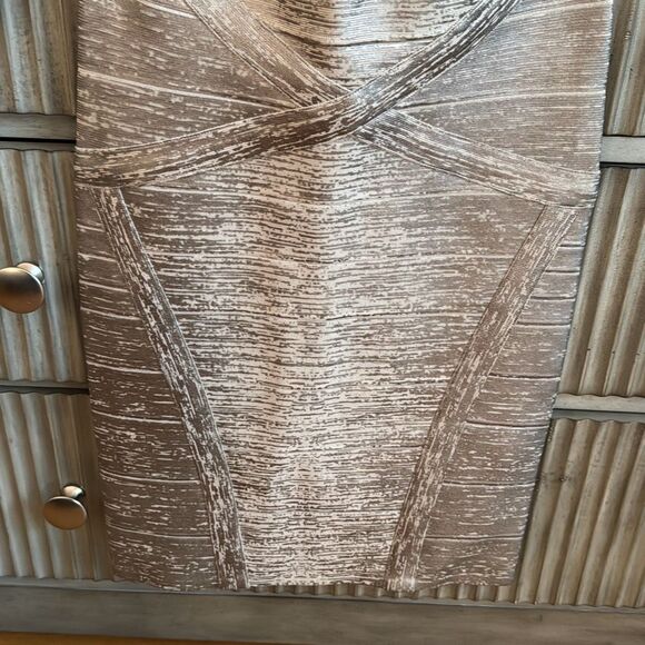 Herve Leger Arlis Bandage Skirt in Platinum Foil Size Small - Picture 5 of 11